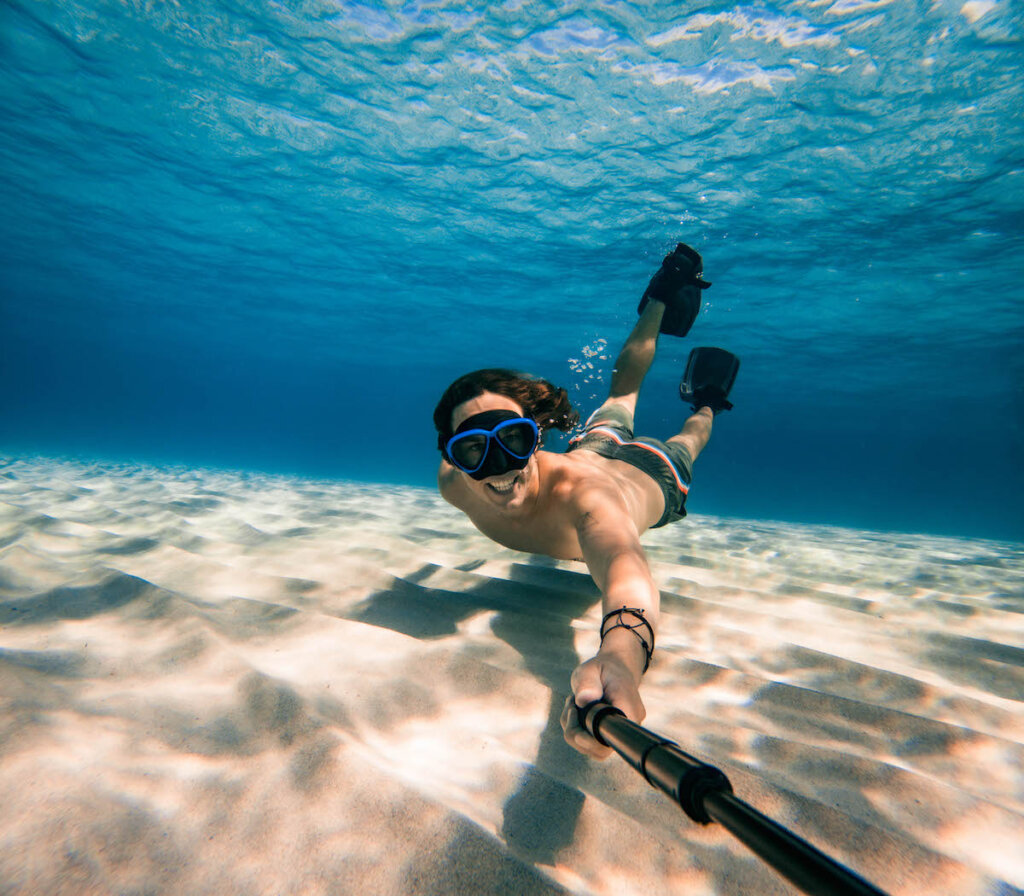 Jake Rich filming underwater